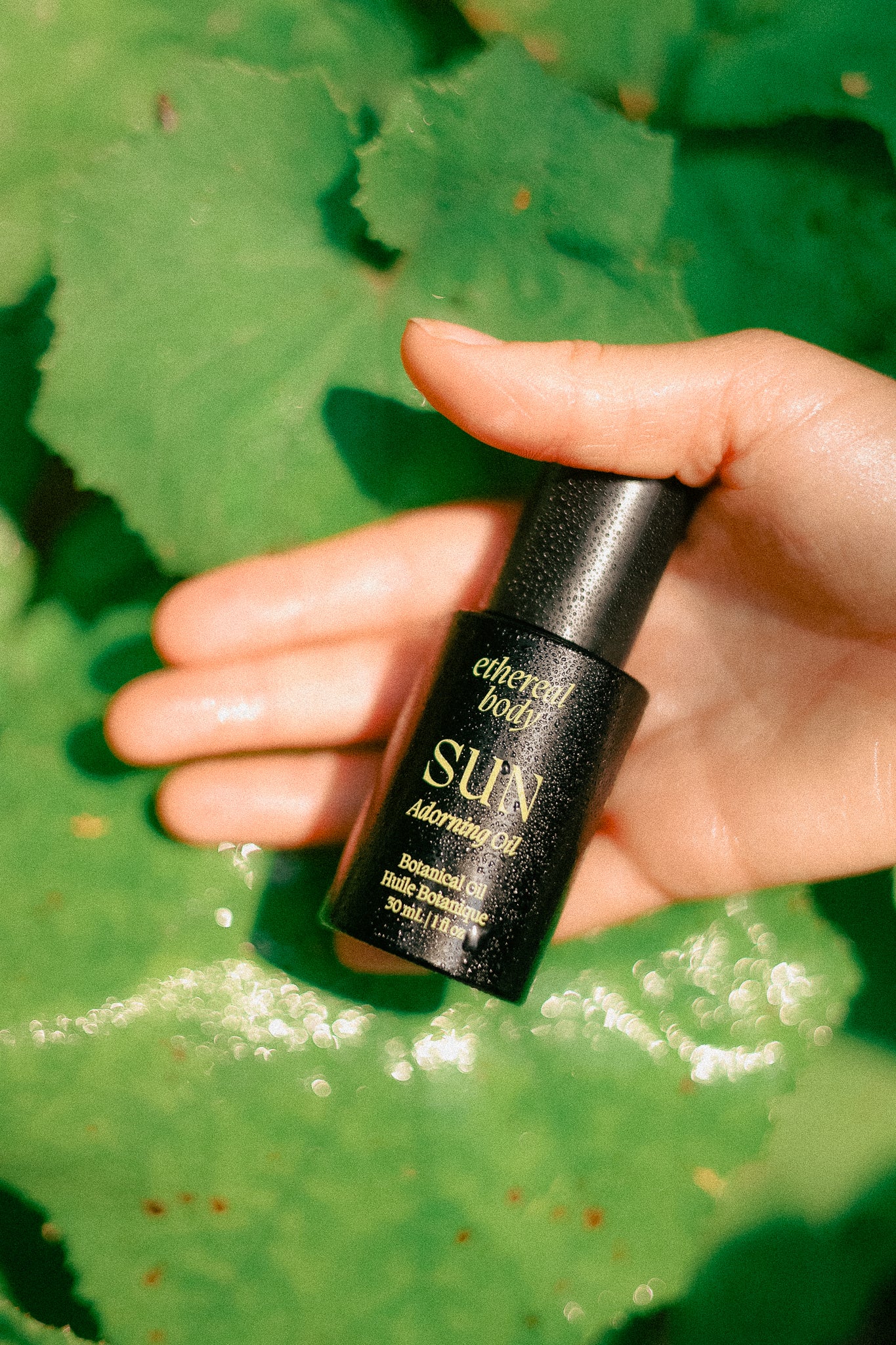 Sun Botanical Adorning Oil